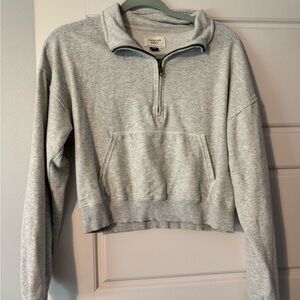 American Eagle Outfitters Cropped Gray Zip Up Sweater